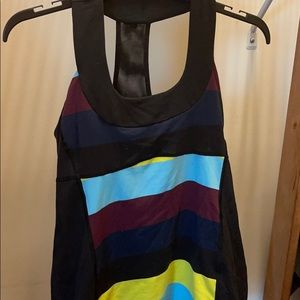 Size 8 lululemon tank free !!matching headband
